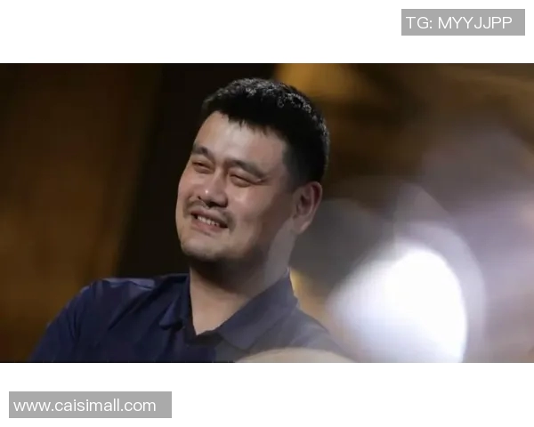 姚明掐脖子事件引发热议体育界应如何应对暴力行为的挑战 姚明掐脖子事件引发热议体育界应如何应对暴力行为的挑战