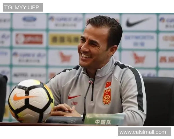 卡纳瓦罗如何从教练身份蜕变为中国足球的偶像与传奇人物